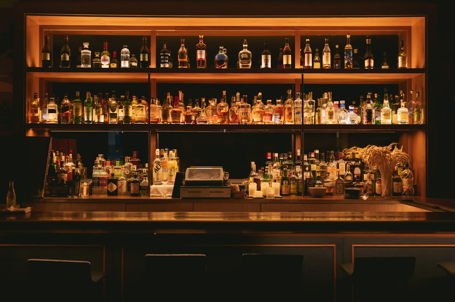 How to open a bar in Switzerland: a complete guide to starting your business